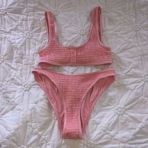 Kendall and Kylie Bikini